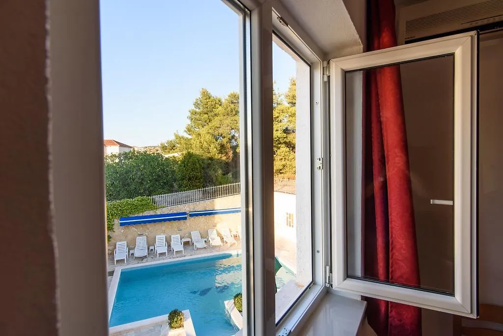 Boutique Hotel B&B Villa Paula Trogir Bed & Breakfast Okrug Gornji