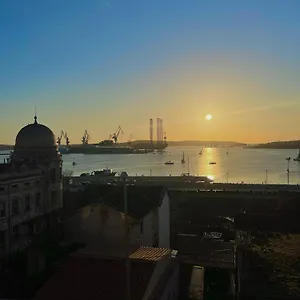 Dejan 3-free Parking Near Arena In Center, Near Bus, Train, Ferry, Airport Shuttle Pola
