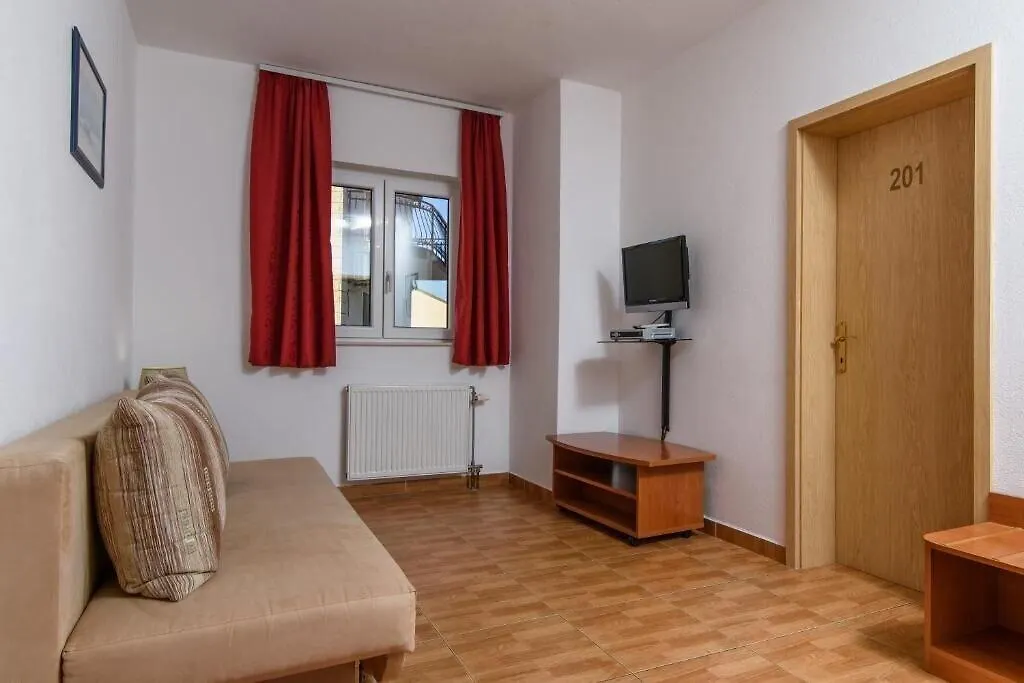 B&B Villa Paula Traù 3*, Okrug Gornji