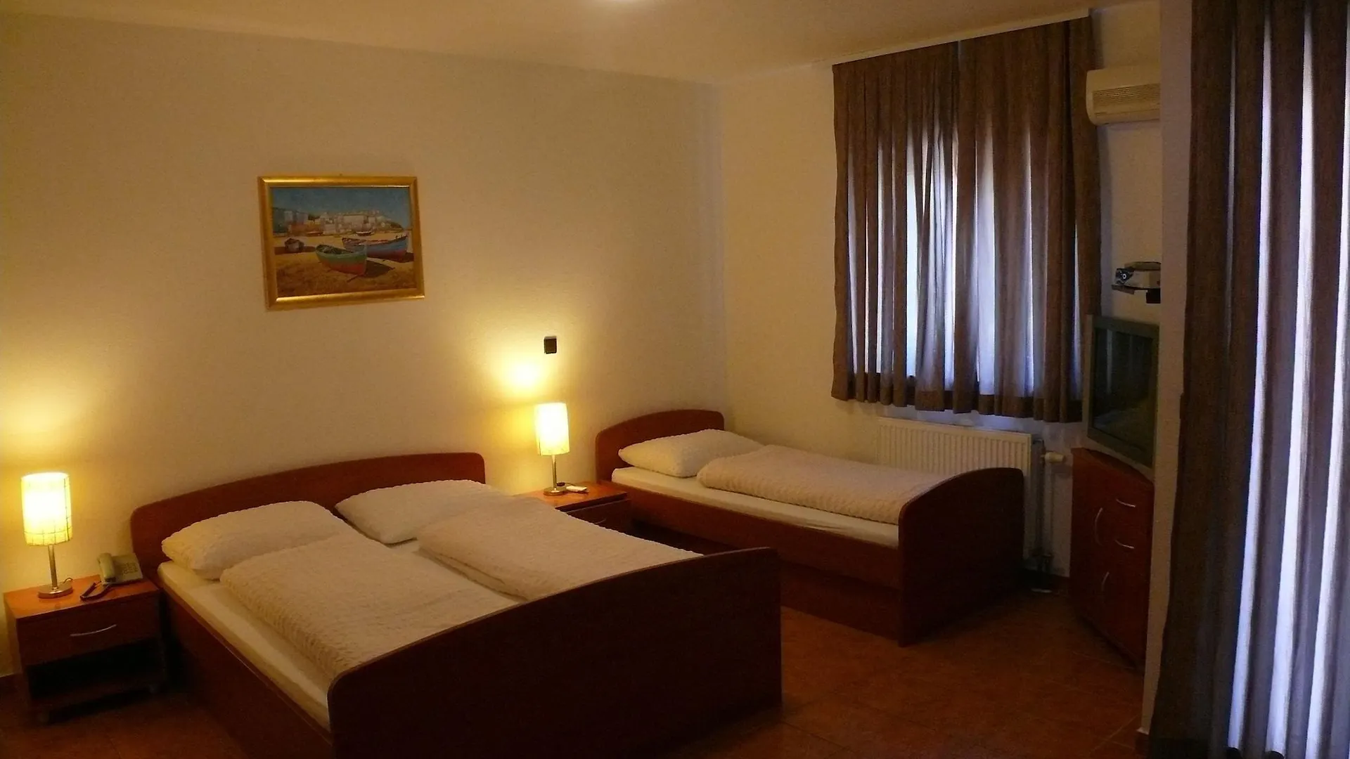 B&B Villa Paula トロギール 3*,