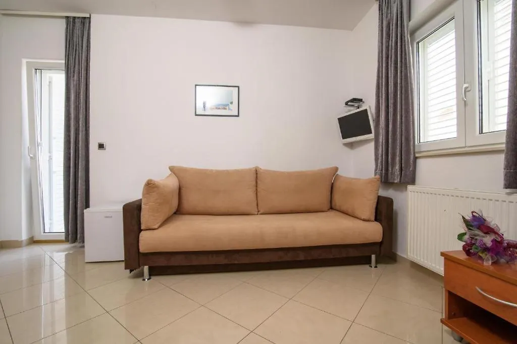 B&B Villa Paula Traù 3*, Okrug Gornji
