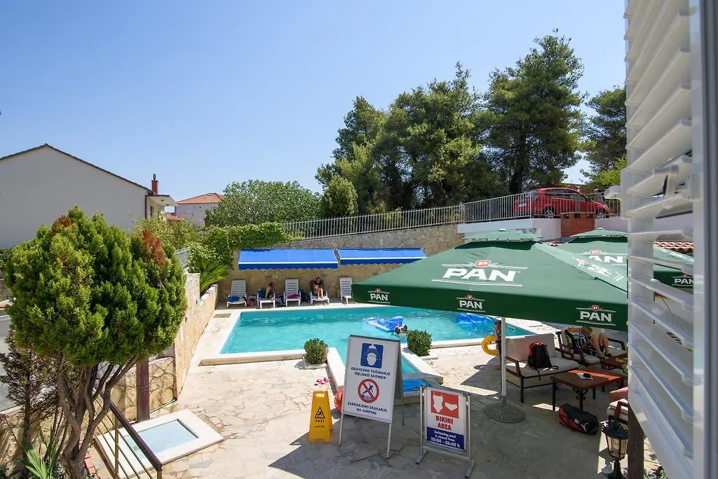 *** Couette-café B&B Villa Paula Trogir Croatie